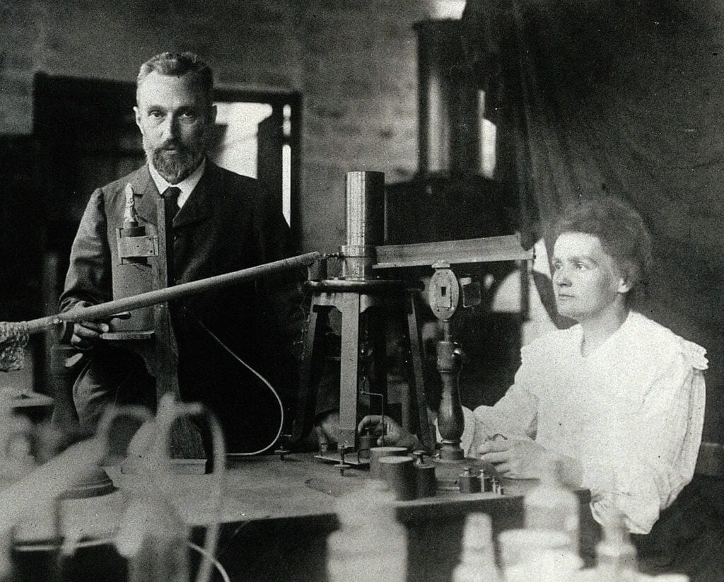 Mariaa Skłodowska-Curie and Pierre Curie